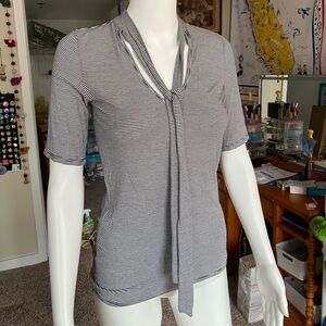 american eagle top size xs